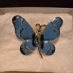 Charming Blue Butterfly Brooch